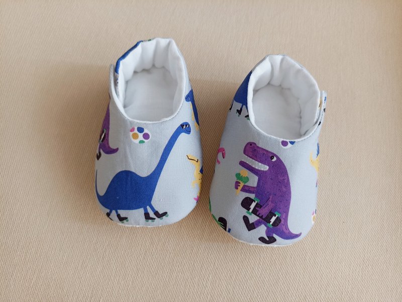 [Shipping within 5 days] Dinosaur Moon Gift Baby Shoes Baby Shoes Handmade Baby Shoes Kung Fu - ของขวัญวันครบรอบ - ผ้าฝ้าย/ผ้าลินิน หลากหลายสี