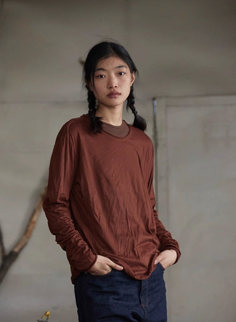 Retro Wenqing pure cotton knitted long-sleeved T-shirt - เสื้อยืดผู้หญิง - วัสดุอื่นๆ หลากหลายสี