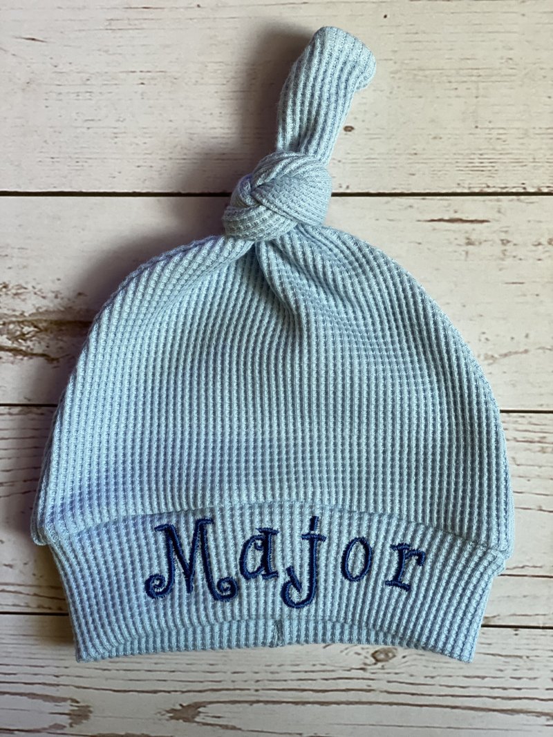 Baby hat with name newborn hospital beanie baby boy organic cotton cap - หมวกเด็ก - ผ้าฝ้าย/ผ้าลินิน สีน้ำเงิน