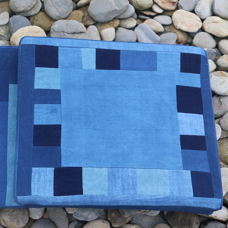 Yishanren | Hand-woven cloth cushions stitching coarse cloth handmade square lattice balcony bay window tatami balcony mat - Rugs & Floor Mats - Cotton & Hemp 