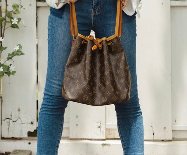 Louis Vuitton Presbyopia Bucket Bag - Shop aparischic Handbags