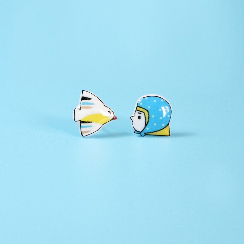 大海邊的女孩 清新可愛耳釘 創意不對稱耳夾 禮物 - 耳環/耳夾 - 塑膠 藍色
