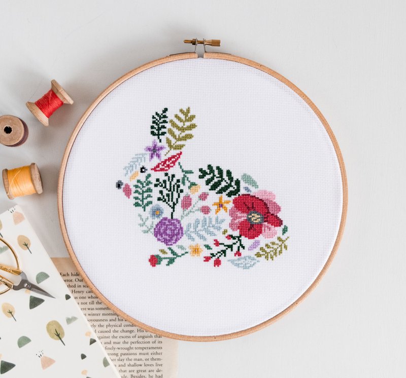 Floral Rabbit Cross Stitch PDF Pattern 十字繡 - 編織/刺繡/羊毛氈/縫紉 - 其他材質 