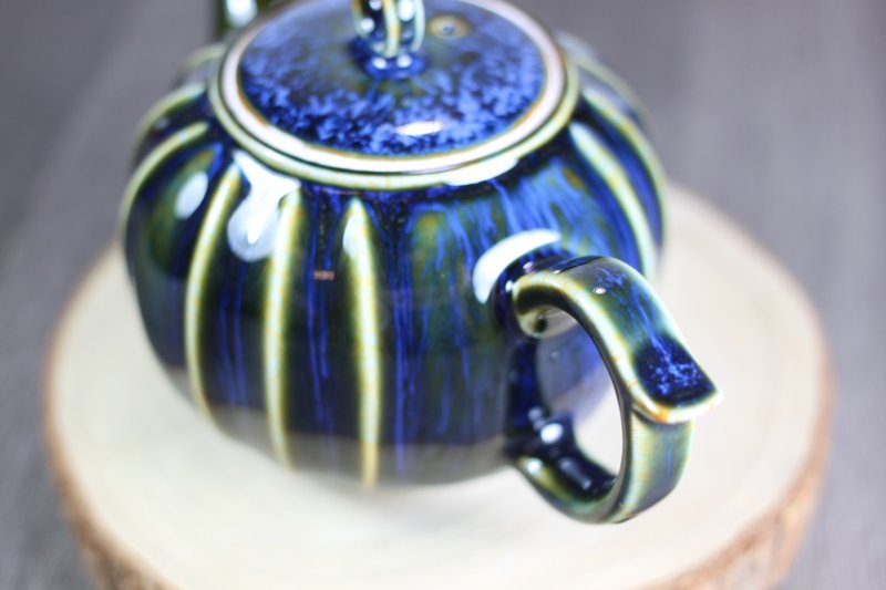 【辛勞的父親】耀洋 天目釉 曲紋茶壺 鶯歌陶藝名家葉敏祥作品 - 茶壺/茶杯/茶具 - 瓷 