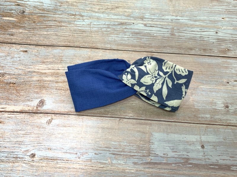 交叉髮帶/雙色拼接款/礦藍+白色花卉 - 髮箍/髮帶 - 棉．麻 藍色