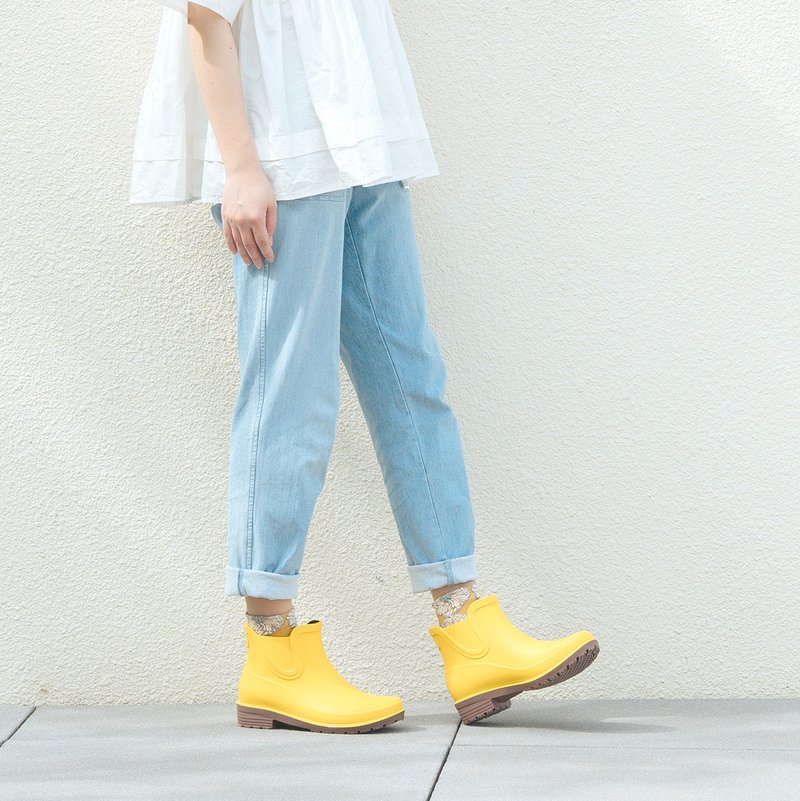 Rain Ankle Boots Waterproof Slip-on Rubber Synthetic sole - รองเท้ากันฝน - พลาสติก สีเหลือง