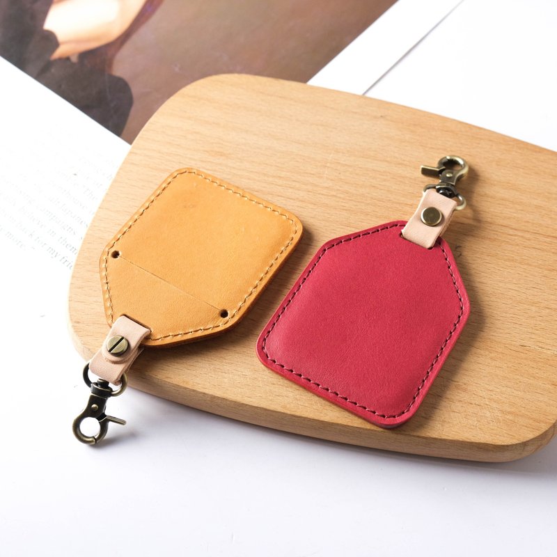 [Customized Engraving] Peace Talisman Leather Case Pet Peace Talisman Leather Case Airtag Case Bluetooth Tracker - ที่ห้อยกุญแจ - หนังแท้ 