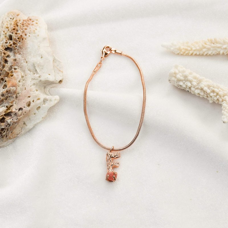 Alphabet bracelet F letter - 手鍊/手環 - 銅/黃銅 