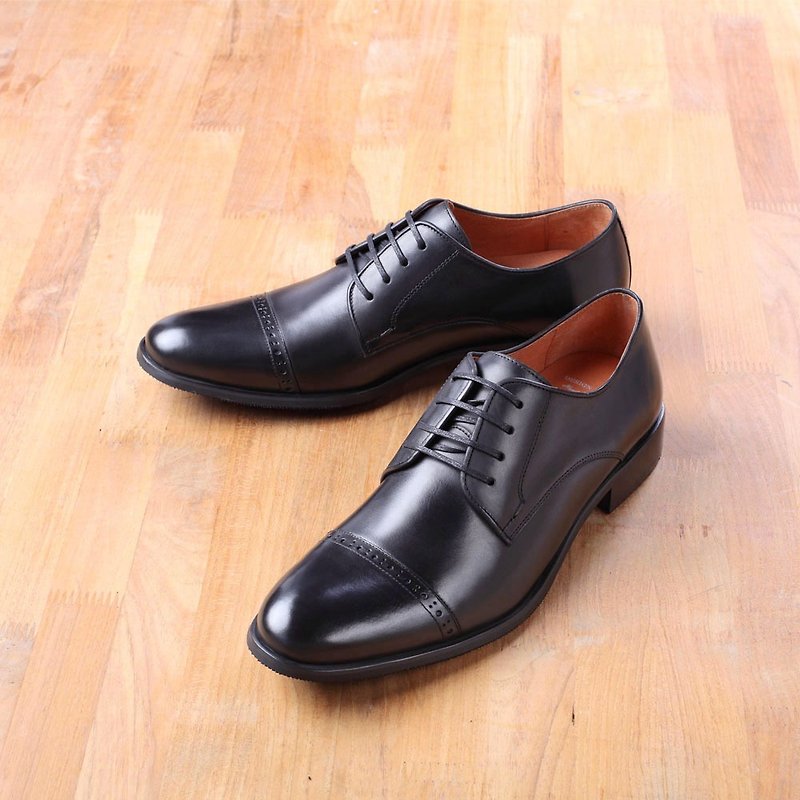 Vanger Simple Classic Striped Carving Derby Shoes Va188 Black Taiwanese - รองเท้าลำลองผู้ชาย - หนังแท้ สีดำ
