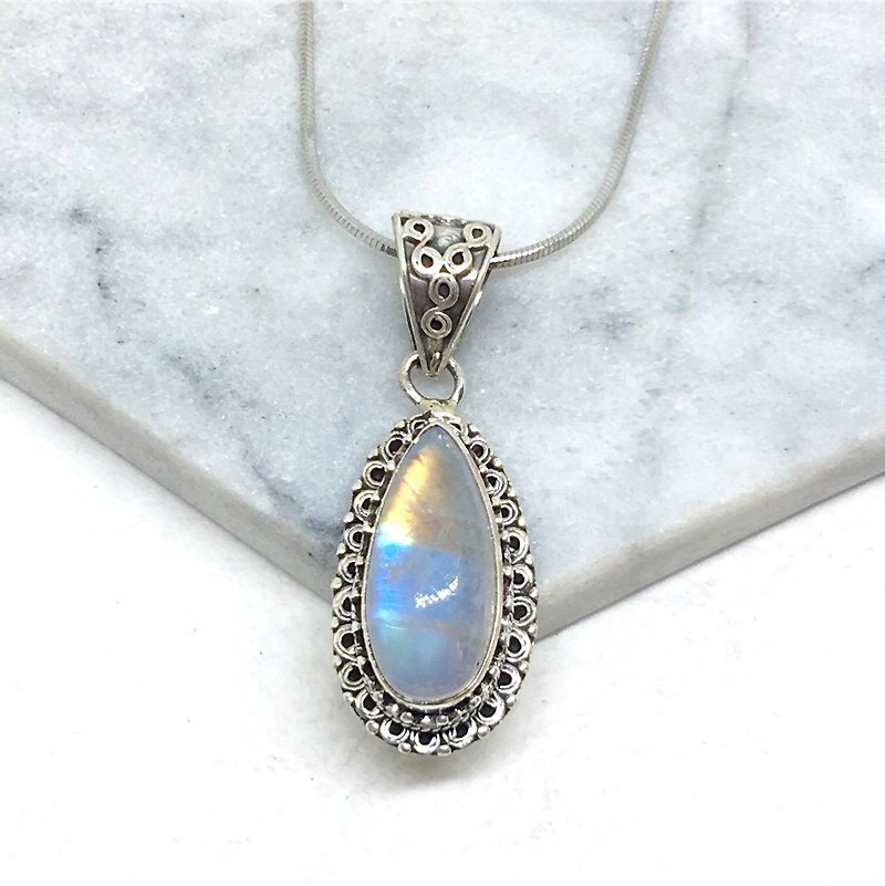 Moonlight stone 925 sterling silver embossed design necklace Nepal handmade mosaic production (style 3) - Necklaces - Gemstone Blue