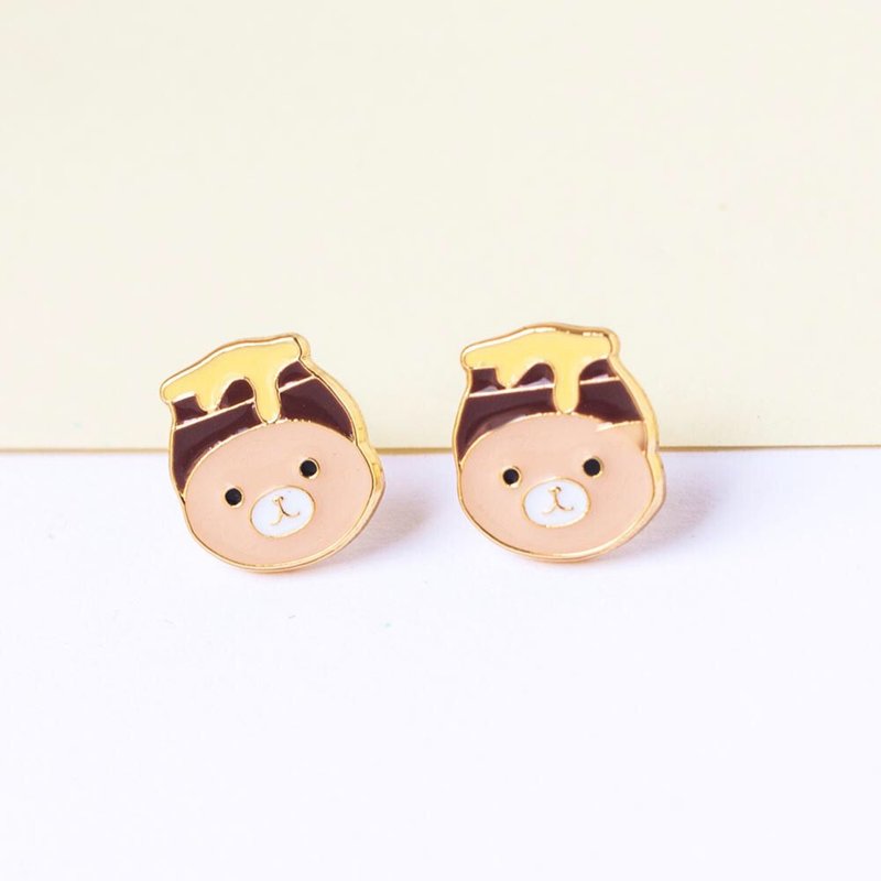 Honey sweetheart bear fruit animal stud earrings or clip-on earrings - ต่างหู - ทองแดงทองเหลือง สีนำ้ตาล