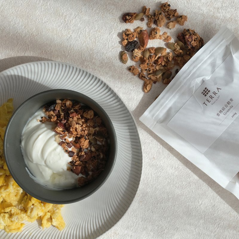 TERRA Roasted Mixed Grain Granola - Oatmeal/Cereal - Fresh Ingredients 