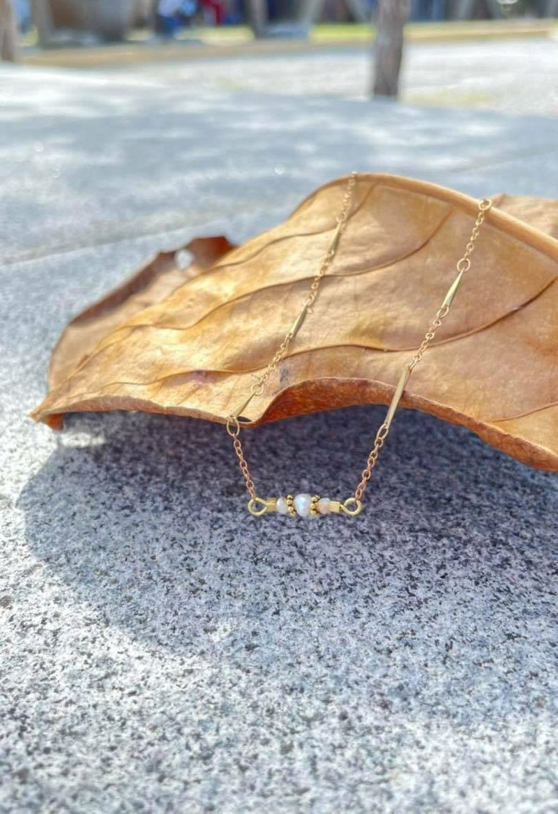 小珍珠簡約項鍊 - 項鍊 - 其他材質 金色