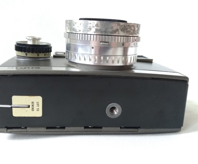 クラッシックカメラ アンティークカメラ1960ArgusAutronic 35（カメラケース付き