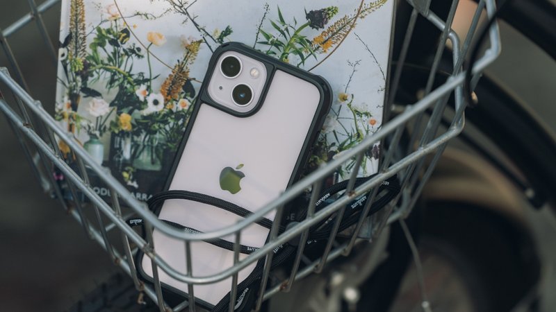 LINKASEAIR iPhone13 6.1吋防摔抗菌玻璃殼 霧黑 - 手機殼/手機套 - 玻璃 黑色