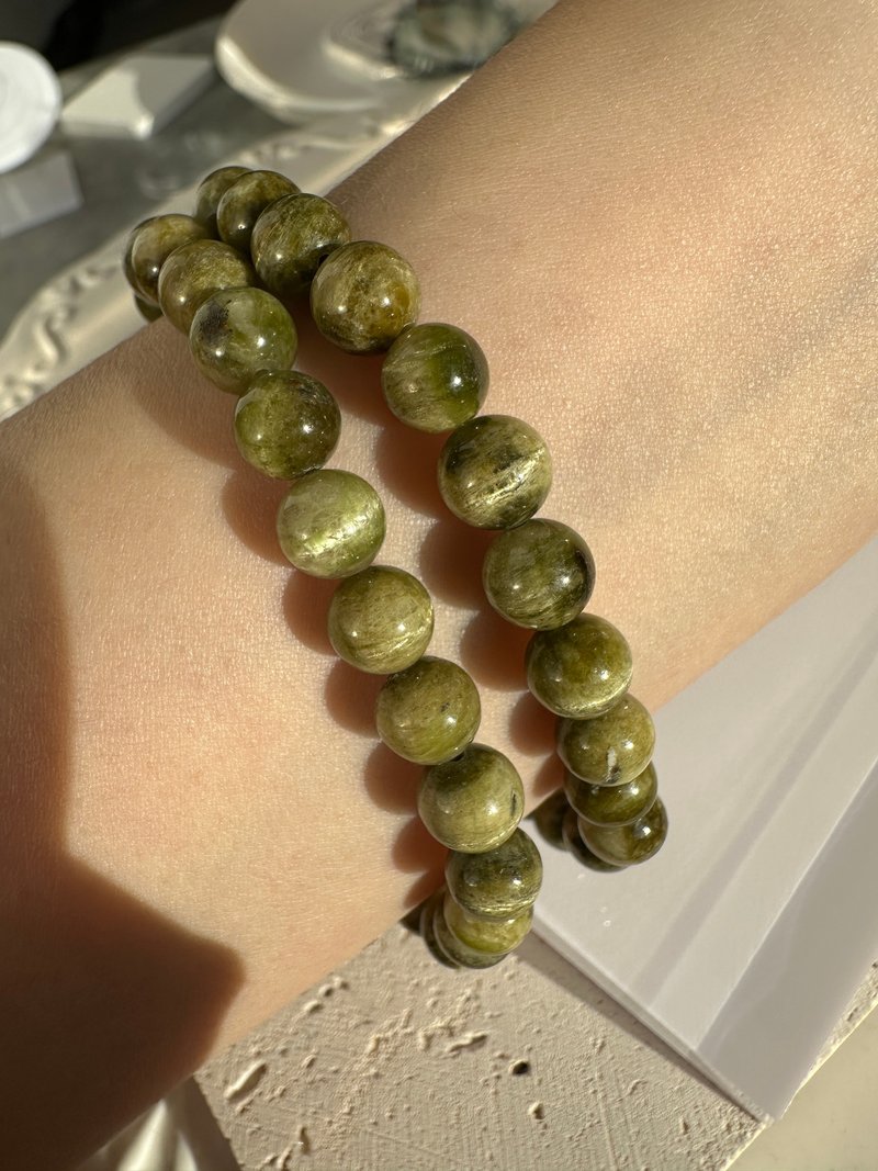 心忱-貓眼綠碧璽 森林裡的一束光 - 手鍊/手環 - 水晶 綠色