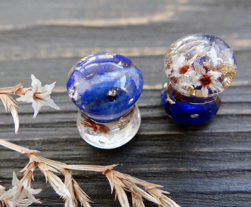 Lapis lazuli Stone plugs earrings 0g 00g gauges Mismatched Gemstone - 耳環/耳夾 - 寶石 藍色