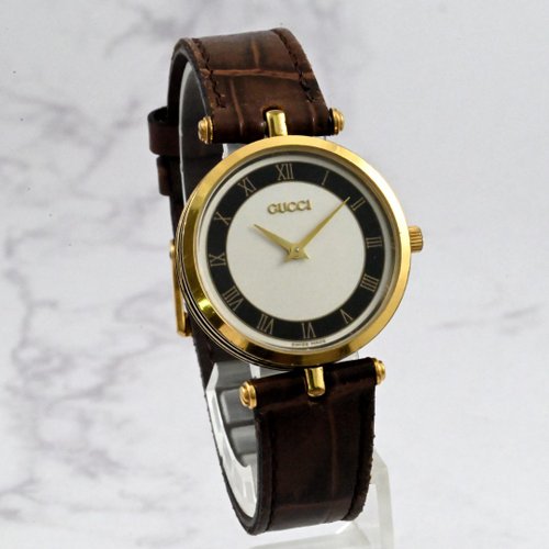 GUCCI SHELLY LINE 30mm White/Black Roman Dial VINTAGE WATCH