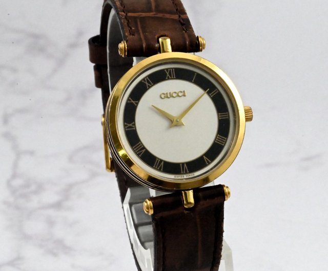 OLD GUCCI Shelley Line Quartz Watch グッチ Vintage GUCCI SHELLY LINE 30mm Quartz Watch (New Battery