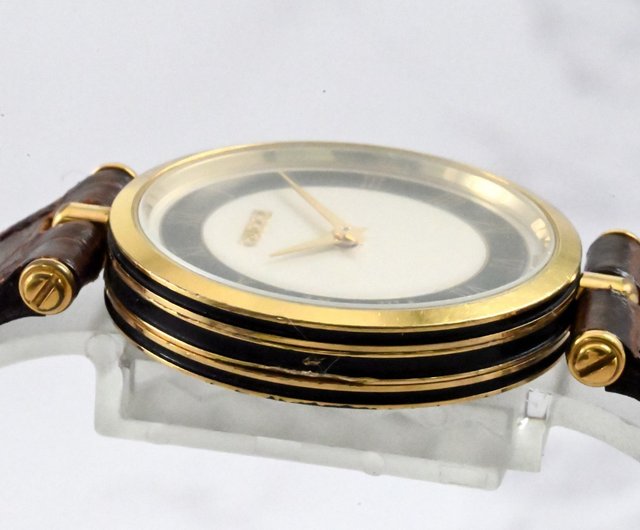 GUCCI SHELLY LINE 30mm White/Black Roman Dial VINTAGE WATCH