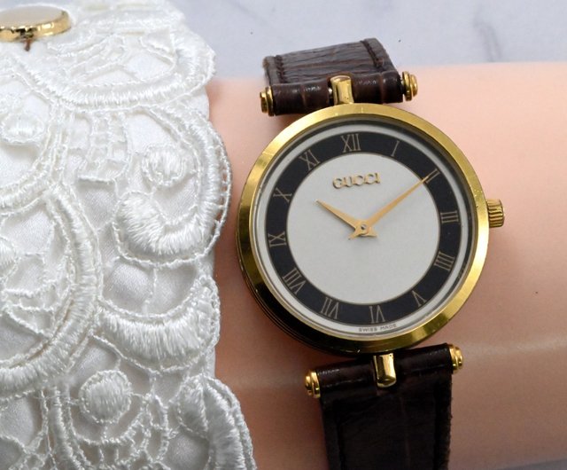 OLD GUCCI Shelley Line Quartz Watch グッチ Vintage GUCCI SHELLY LINE 30mm Quartz Watch (New Battery