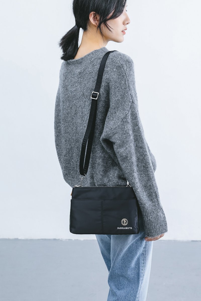 Double Zipper crossbody-bag pouch sling bag Christmas gift - Pori Black - กระเป๋าแมสเซนเจอร์ - วัสดุกันนำ้ สีดำ