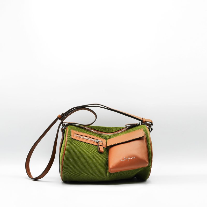 行李袋 Neko Round Duffel Bag - Matcha 抹茶 燈心絨 - 側背包/斜背包 - 真皮 綠色