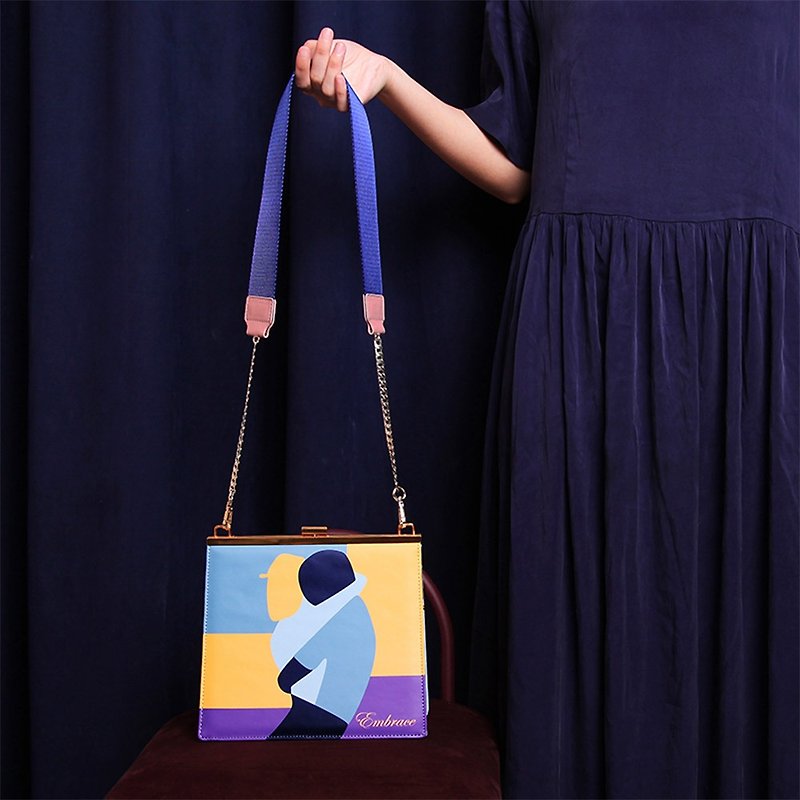 Printed gold shoulder bag retro casual small square bag - Messenger Bags & Sling Bags - Other Materials 