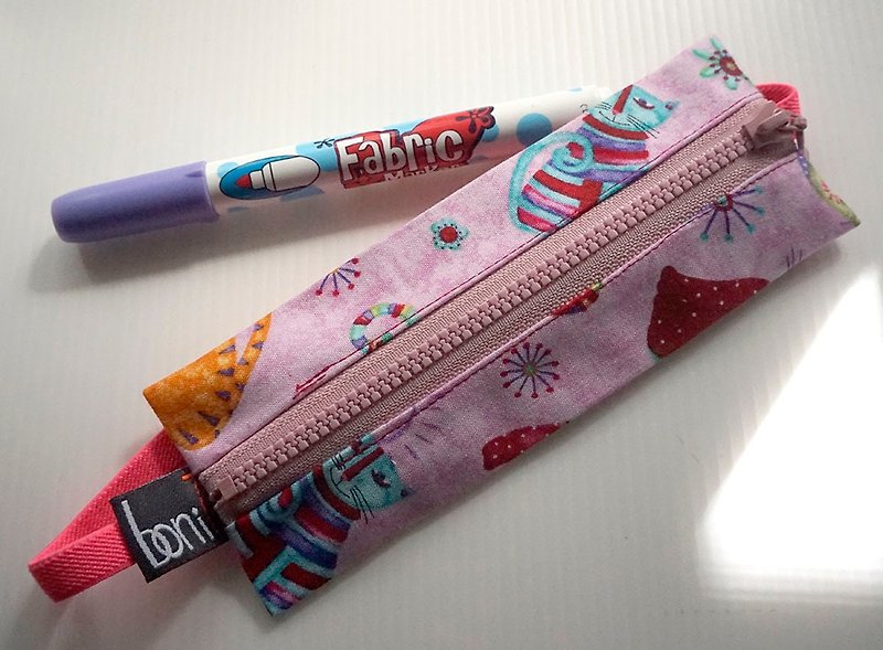 粉紅色貓咪圖案筆袋收納袋 - 筆盒/筆袋 - 棉．麻 多色