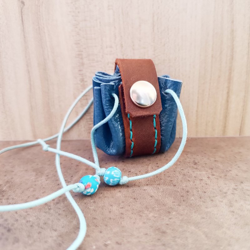 Glossy Blue Leather Neck Pouch, Small Necklace Bag - 其他 - 真皮 藍色