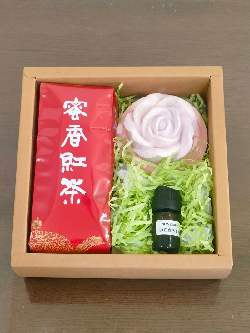 【茶香香氛禮盒】蜜香紅茶 × 玫瑰香氛 × 精油 - 香氛/精油/擴香 - 其他材質 紅色