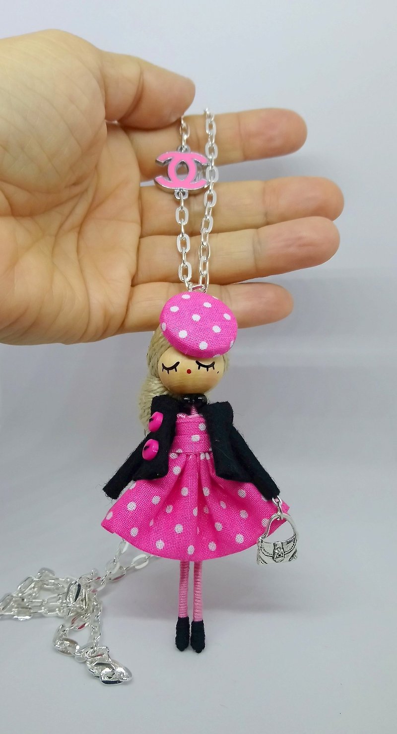 Doll necklace and broch - 項鍊 - 木頭 紫色