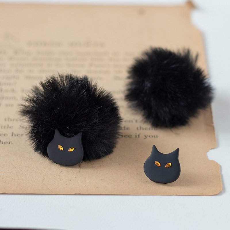 2way / Large Size cat and pompom earrings / black cat - Earrings & Clip-ons - Plastic Black