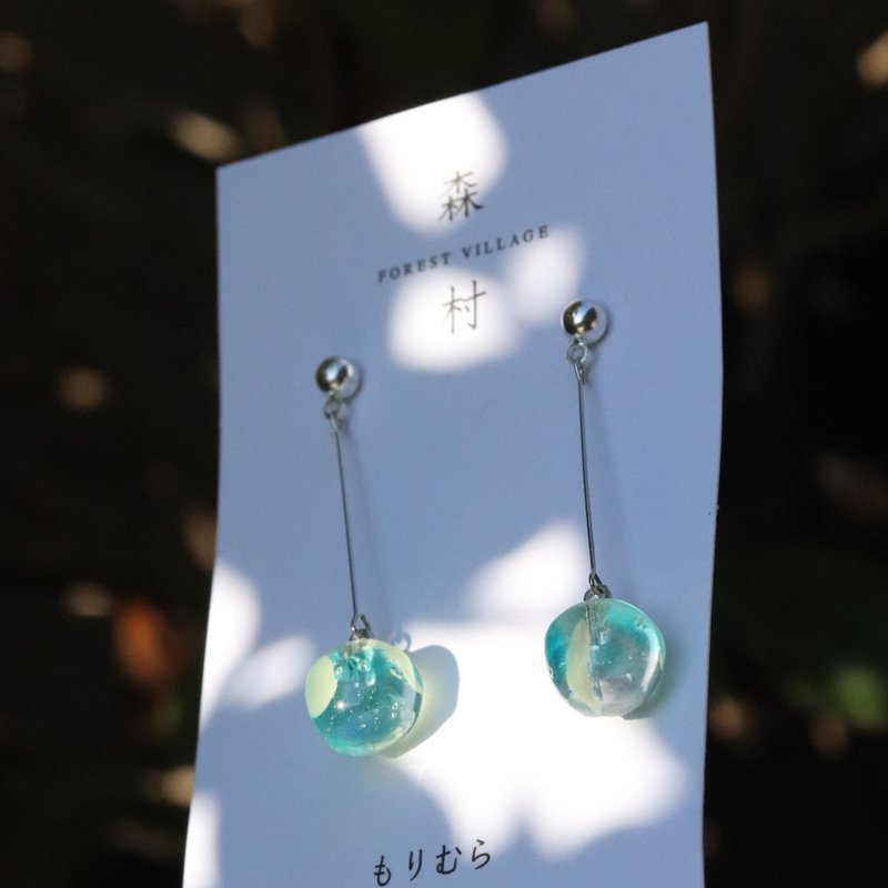 Fireworks | Glass Apple Candy | 925 Sterling Silver Studs | Disc-shaped Clip-on - Earrings & Clip-ons - Other Materials Transparent