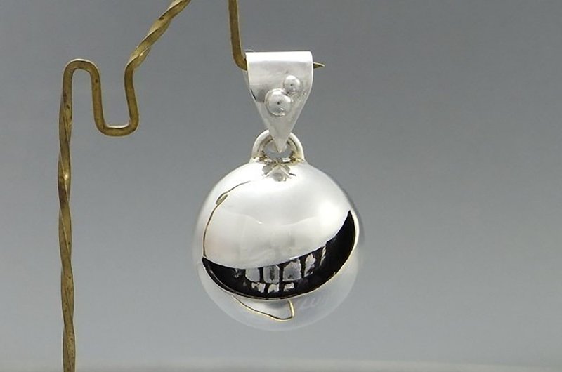 smile ball L_P Type: D (s_m-P.28D) only pendant top without a chain 沒有銀鍊 - Necklaces - Sterling Silver Silver