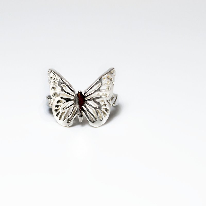 Butterfly twist ring - แหวนทั่วไป - เงิน สีเงิน