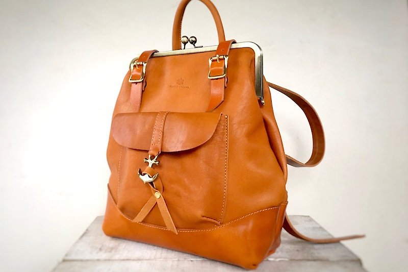 Tochigi leather Gamaguchi leather rucksack ruotare M camel - Backpacks - Genuine Leather Khaki