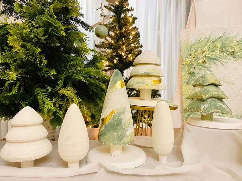 Discount for two people: Christmas Incense Diffuser Gold Foil Small Tree - เทียน/เทียนหอม - วัสดุอื่นๆ 