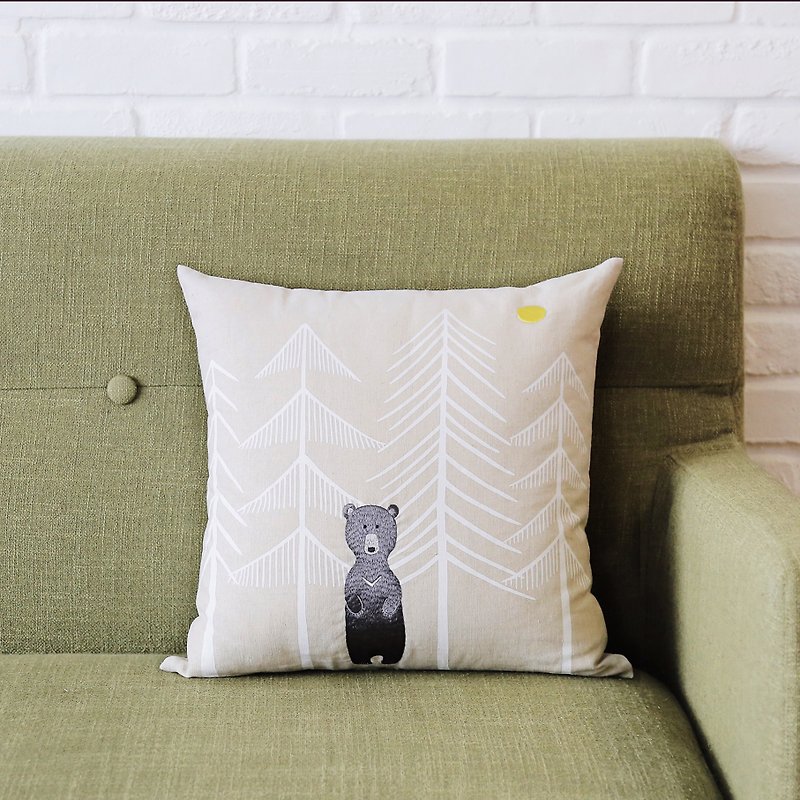 Taiwan black bear embroidered pillow - Pillows & Cushions - Cotton & Hemp White
