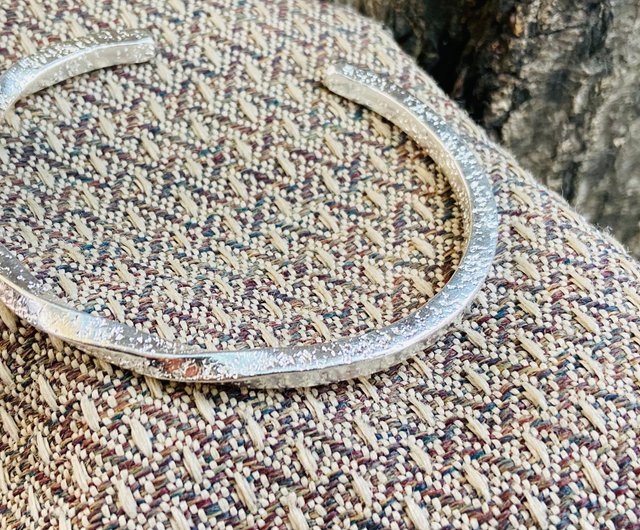 Sterling Silver Bracelet Irregular Button Turn Thick Model Sterling Silver Bracelet Irregular Button Turn Thick Model