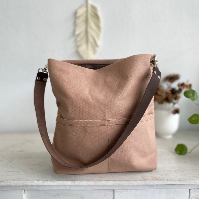 Hobo Tote Bag, Canvas Zipper tote, Shoulder bag with leather strap-Rose Gold - กระเป๋าแมสเซนเจอร์ - วัสดุอื่นๆ สึชมพู