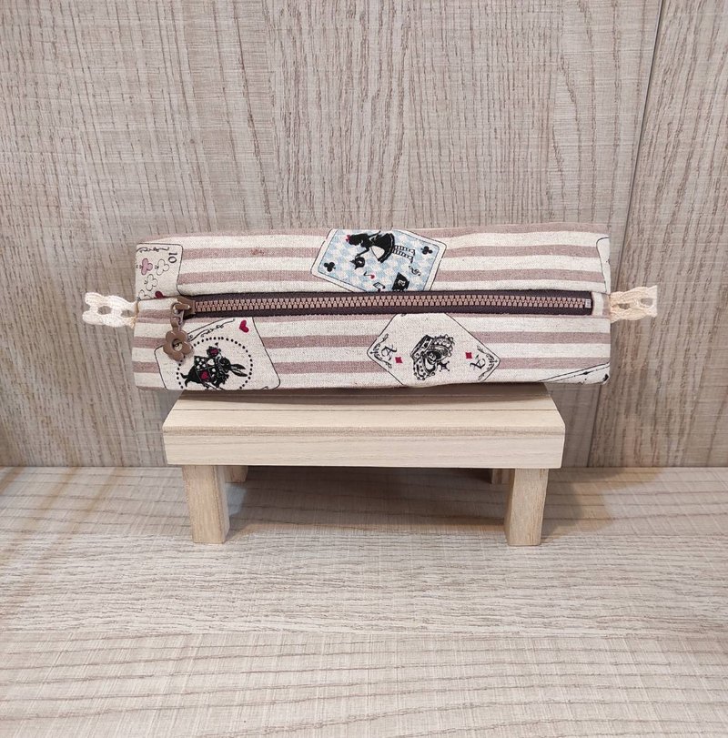 布筆袋收納袋-愛麗絲 - 鉛筆盒/筆袋 - 棉．麻 