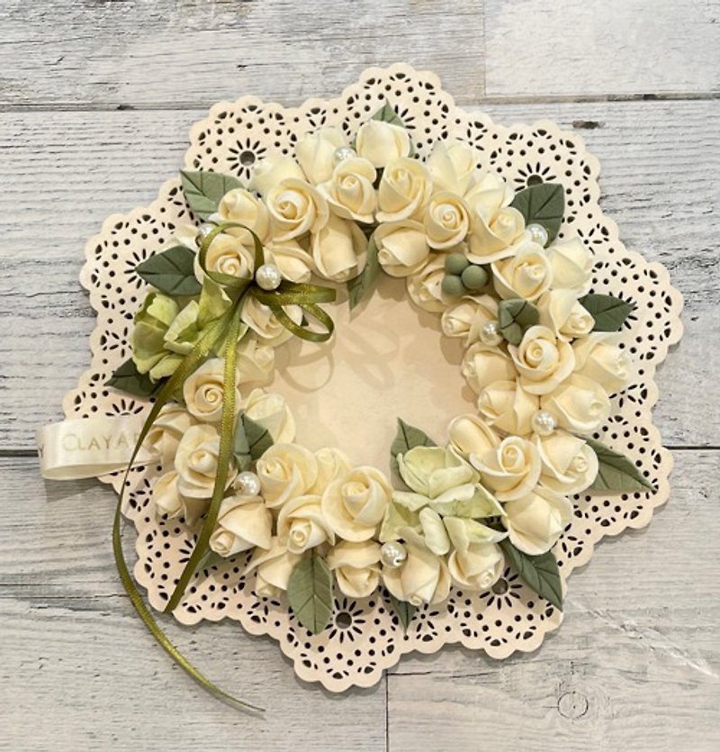Eternal flower Clay art Milkwhite rose bud Luxurious lace board arrangeme