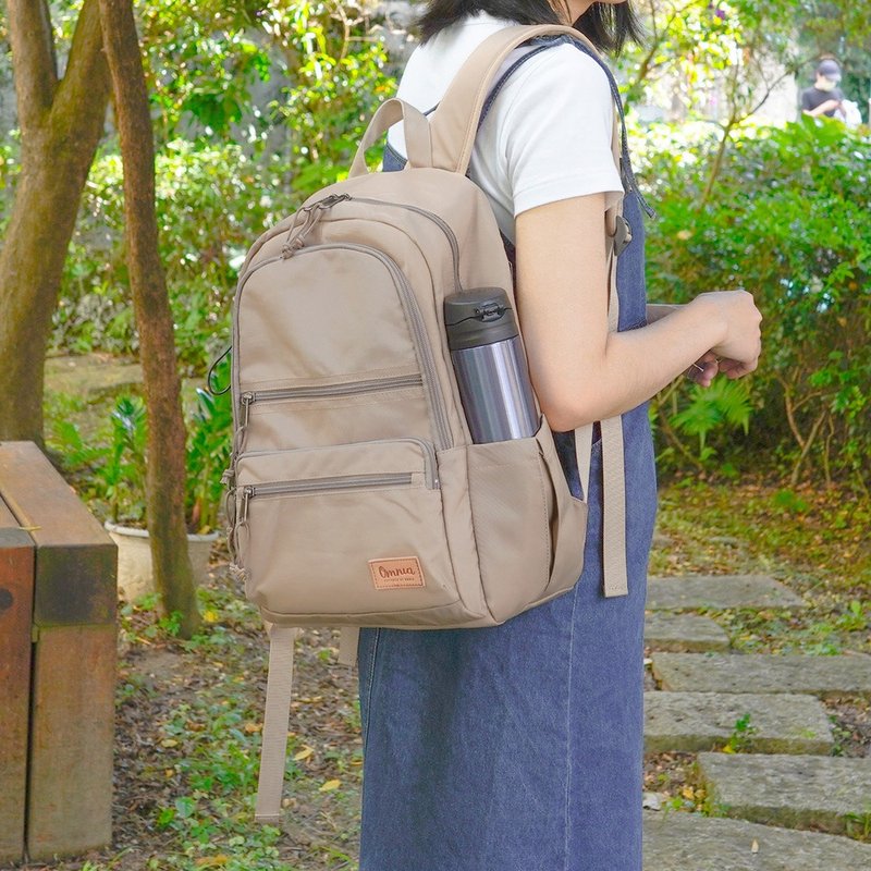 [Get a free keychain with purchase] Functional decompression and shockproof 14-inch laptop backpack (milk tea) - กระเป๋าเป้สะพายหลัง - ไนลอน 