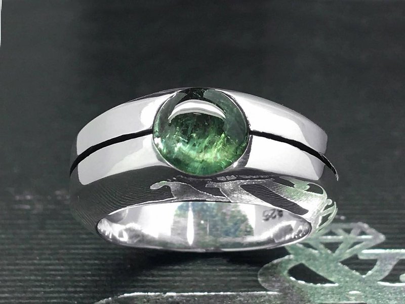 [Grandpa Timo's Workshop] The Rise of the Shield Hero Green Tourmaline (Stone) 925 Sterling Silver Ring - แหวนทั่วไป - เครื่องเพชรพลอย สีเขียว