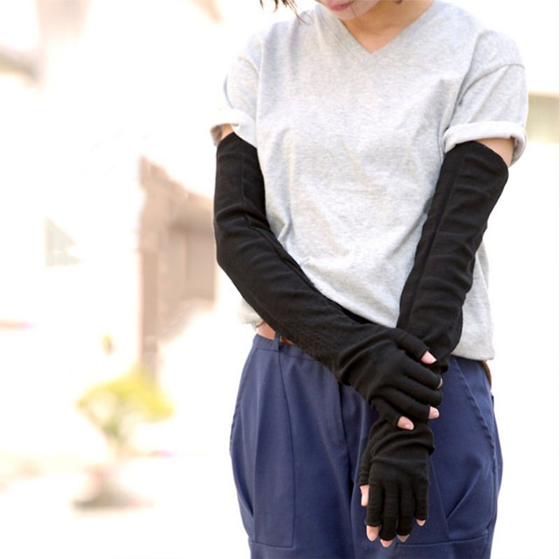 MADE in JAPAN 100% Silk Arm Covers | Sun Protect Driving Sleeve | Arm Protector - ถุงมือ - ผ้าไหม สีดำ