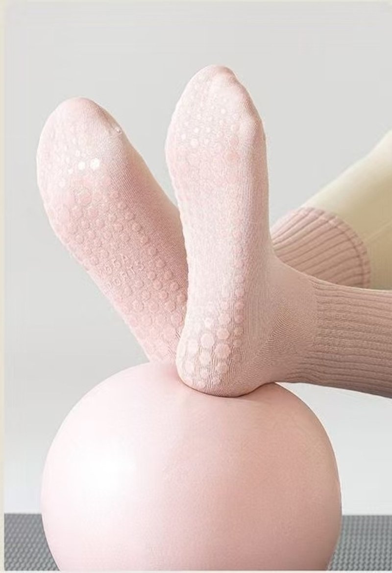 【Flexiflow】舒適防滑中筒瑜伽襪 - 運動配件 - 棉．麻 