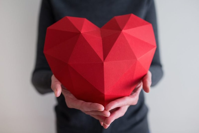 Valentine Heart 3D Origami - Polygonal Heart Papercraft DXF DIY - อื่นๆ - กระดาษ สีแดง