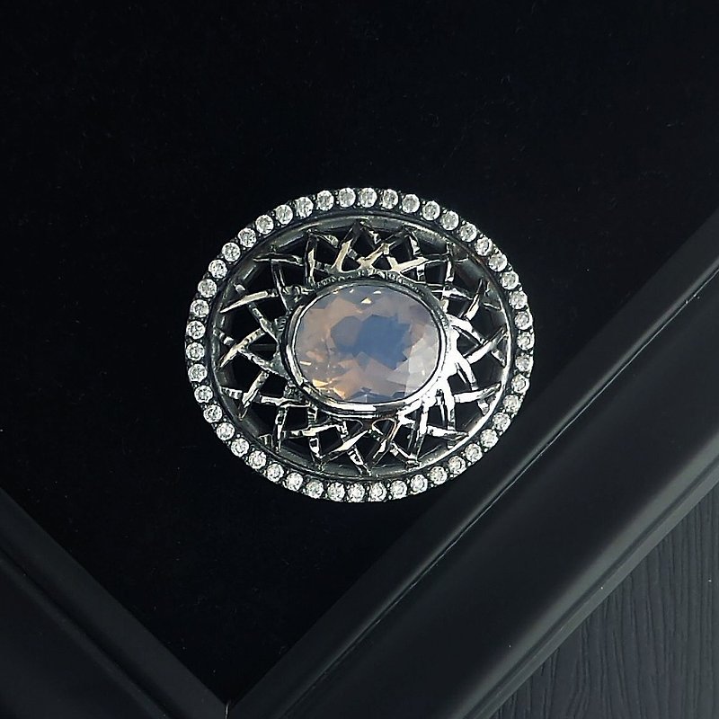 珍珠光紫水晶 925純銀鏤空幾何編織窗格古典別針 - 胸針/心口針 - 寶石 紫色