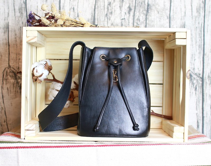 Back to Green:: Roberto Mocali //vintage Bag (B-17) - Handbags & Totes - Genuine Leather 